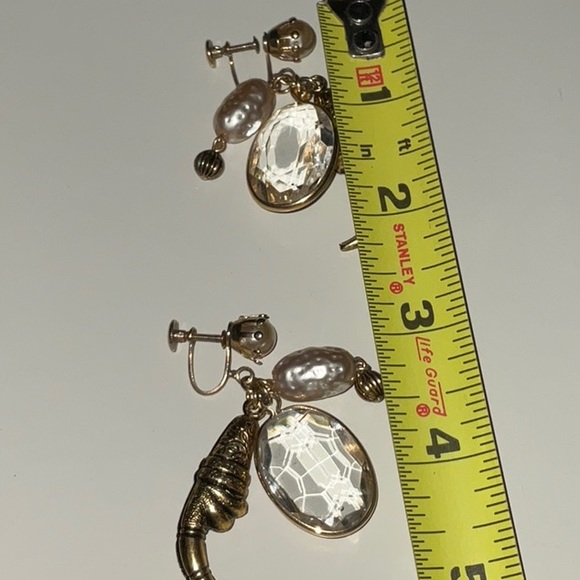 1950s - 1960s Bracelet & Screw Back Earrings With Puffy Charms & Faux Pearls - Picture 13 of 17